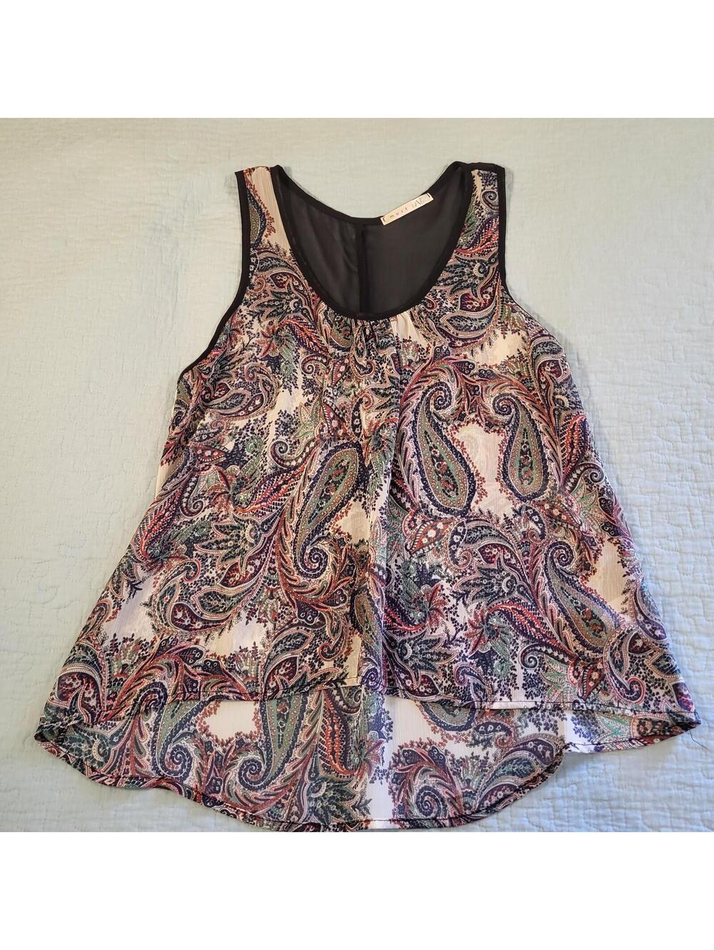 Must Have women's black paisley flowy tank lined, high-low hem
